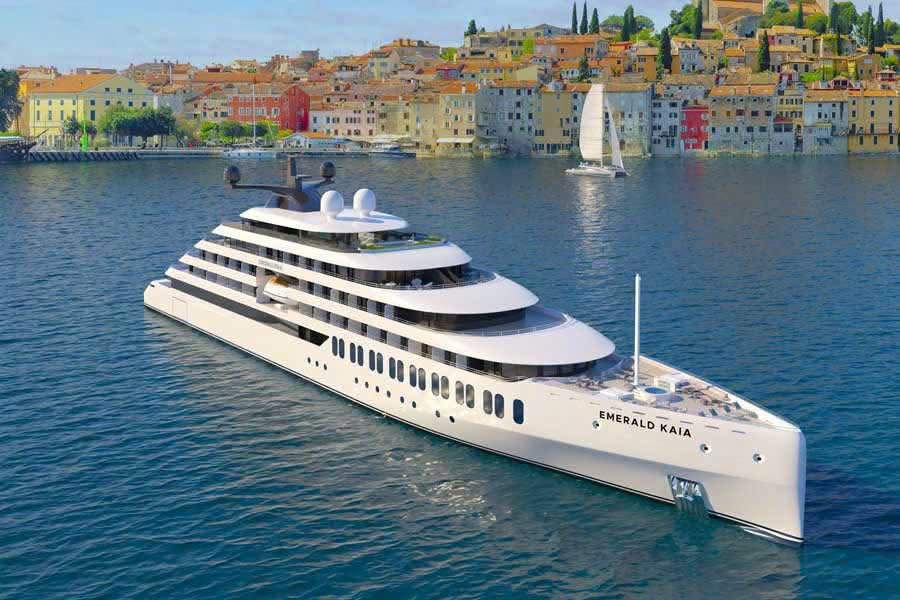DU THUYỀN EMERALD KAIA DO CÔNG TY ĐÓNG TÀU HẠ LONG ĐÓNG MỚI